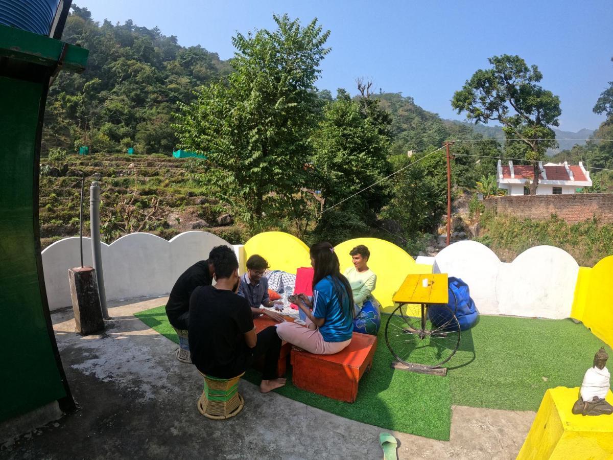 Hobbit House Hostel ริชิเคช ภายนอก รูปภาพ